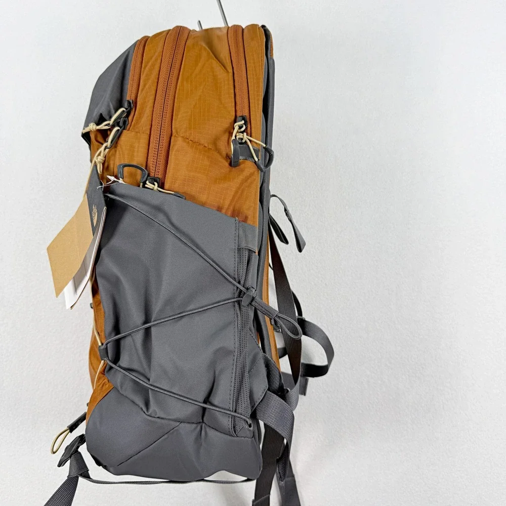The North Face Borealis Backpack / Burnt Umber 28L - NEW